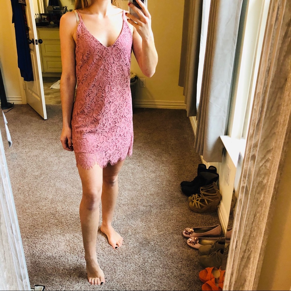 Speechless Mini Mauve macrame Dress